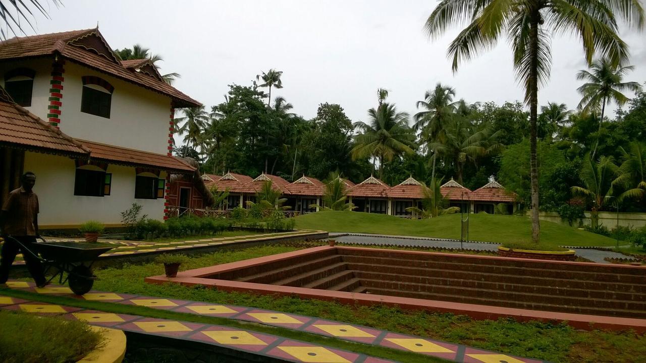 Deepanjali Wellness & Retreat Hotel Thanniyam ภายนอก รูปภาพ