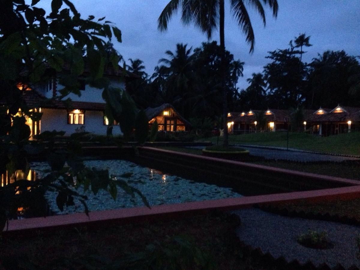 Deepanjali Wellness & Retreat Hotel Thanniyam ภายนอก รูปภาพ