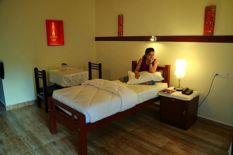 Deepanjali Wellness & Retreat Hotel Thanniyam ภายนอก รูปภาพ