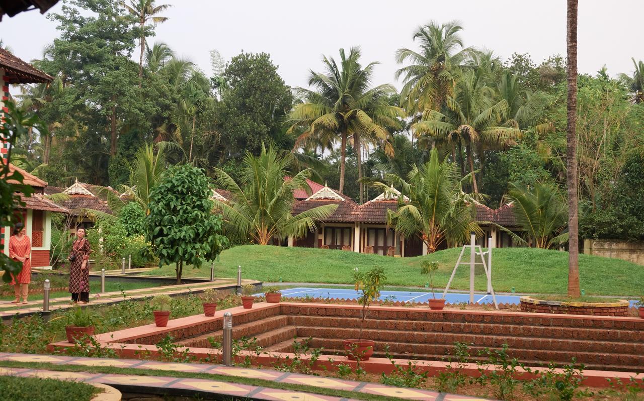 Deepanjali Wellness & Retreat Hotel Thanniyam ภายนอก รูปภาพ